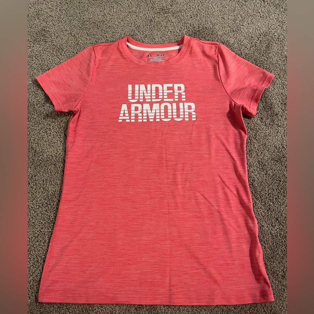 Under Armour heatgear women’s pink shirt size M